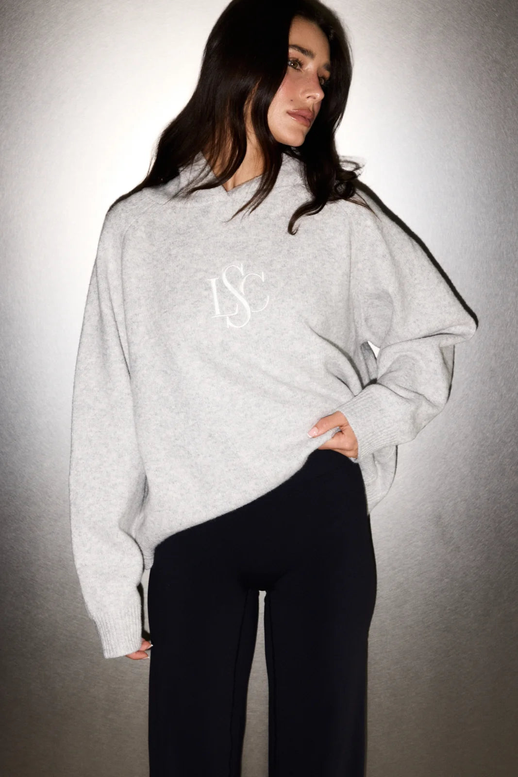 SOFT KNIT HOODIE GRIS - zdjęcie 6 z 8