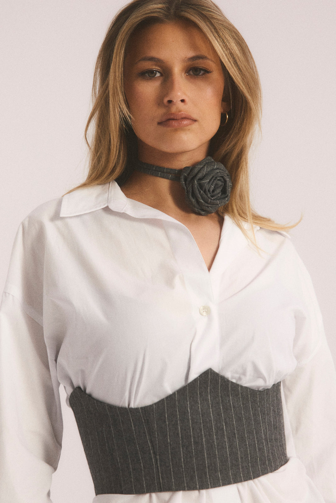 Bossy kiss corset belt