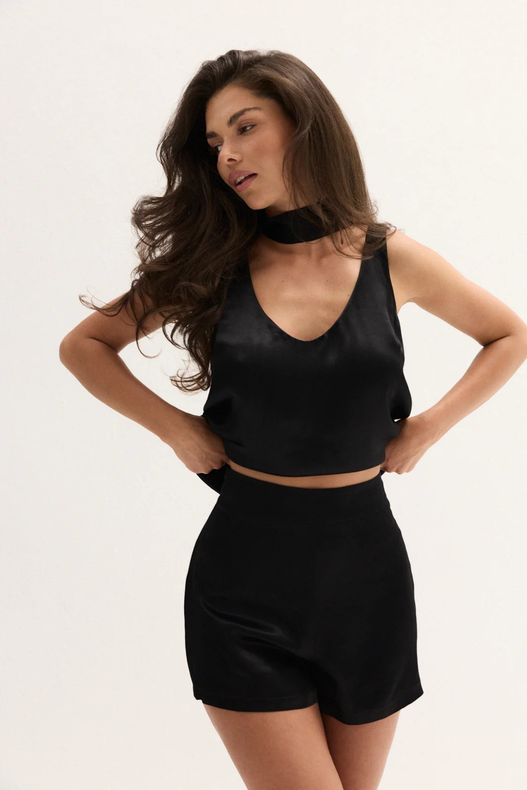 Brune shorts noir