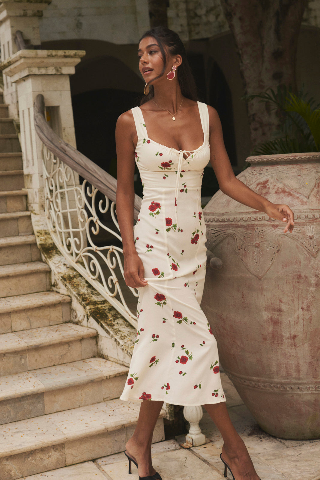 Kaia romantic rose